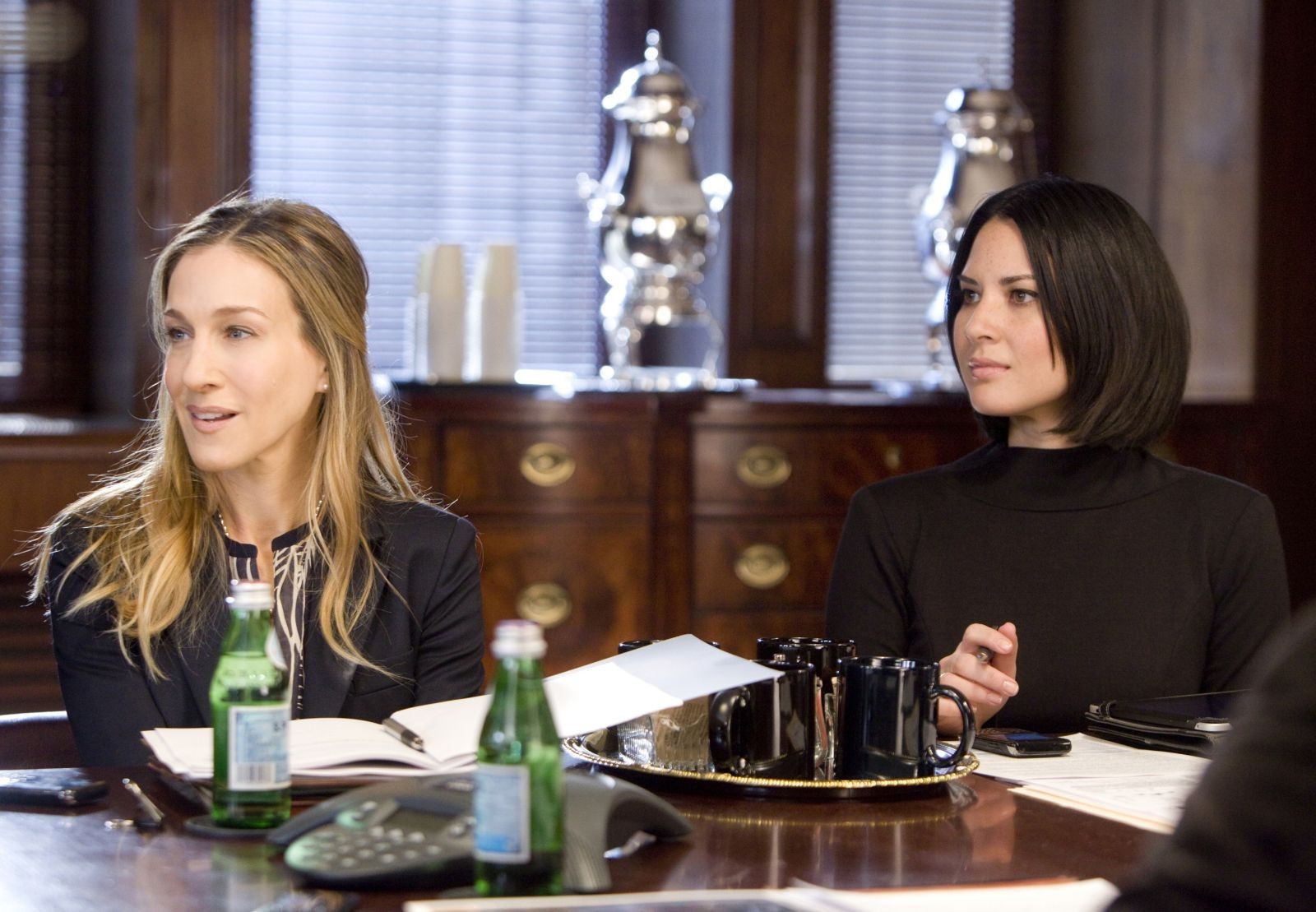 Sarah Jessica Parker stars as Kate Reddy and Olivia Munn stars as Momo in The Weinstein Company's I Don't Know How She Does It (2011). Photo credit by Craig Blankenhorn.