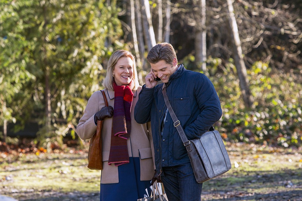 JoBeth Williams stars as Charlotte and Mike Vogel stars as Nick Smith in ABC's In My Dreams (2014)