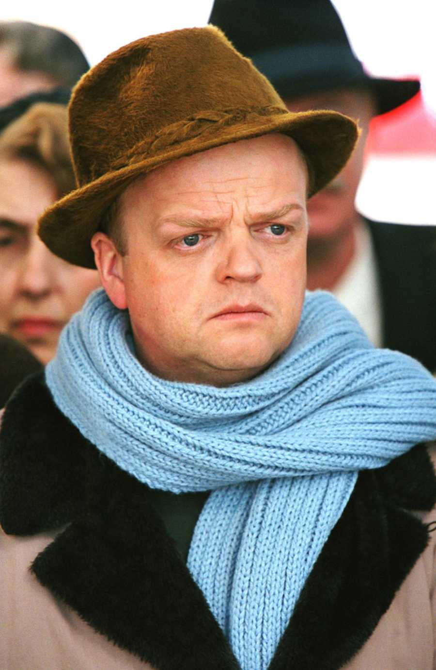 Toby Jones as Truman Capote in Warner Independent Pictures' Infamous (2006)