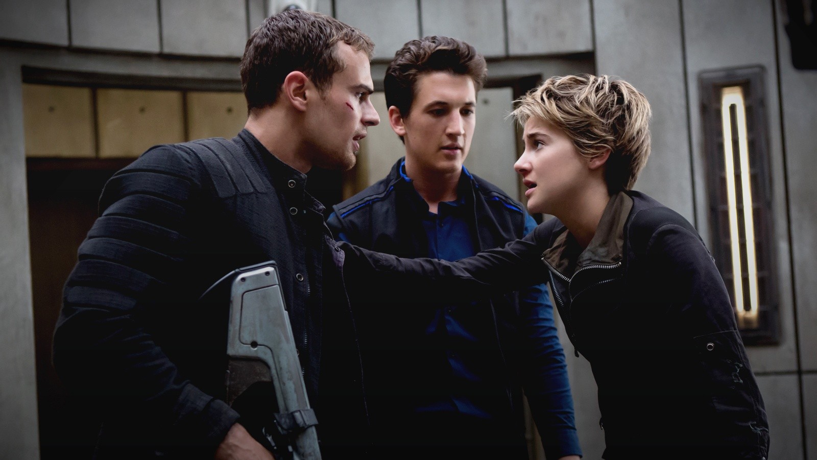 Theo James, Miles Teller and Shailene Woodley in Summit Entertainment's The Divergent Series: Insurgent (2015)