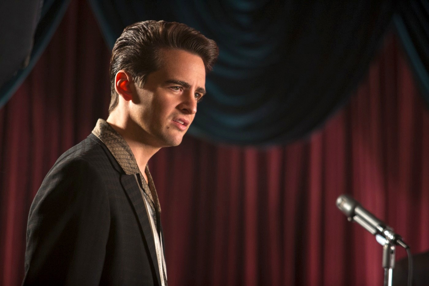 Vincent Piazza stars as Tommy DeVito in Warner Bros. Pictures' Jersey Boys (2014)