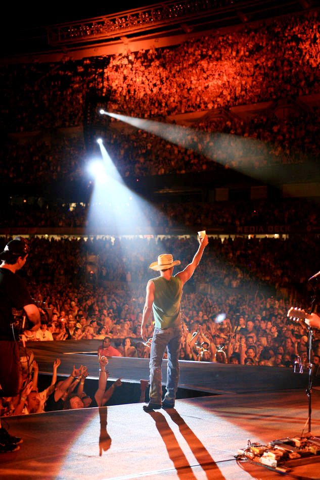 Kenny Chesney in Sony Pictures Releasing's Kenny Chesney: Summer in 3D (2010)