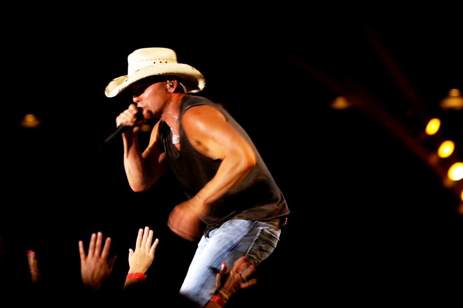 Kenny Chesney in Sony Pictures Releasing's Kenny Chesney: Summer in 3D (2010)