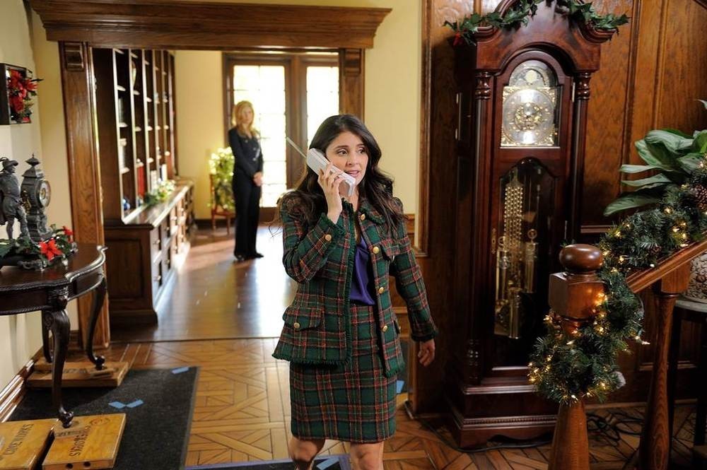 Shiri Appleby stars as Kristin in Lifetime's Kristin's Christmas Past (2013)