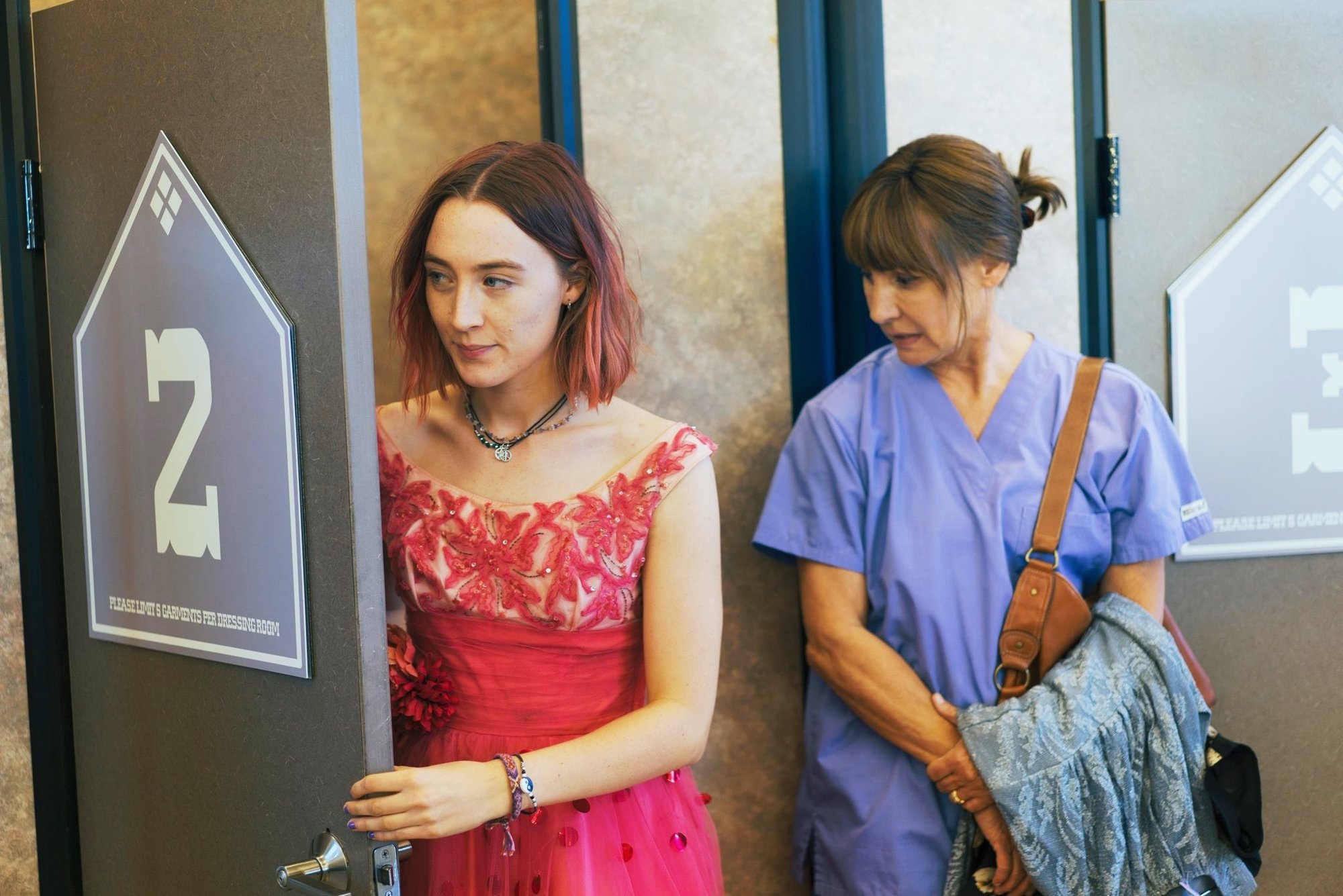 Lady Bird (2017) Pictures, Trailer, Reviews, News, DVD and Soundtrack