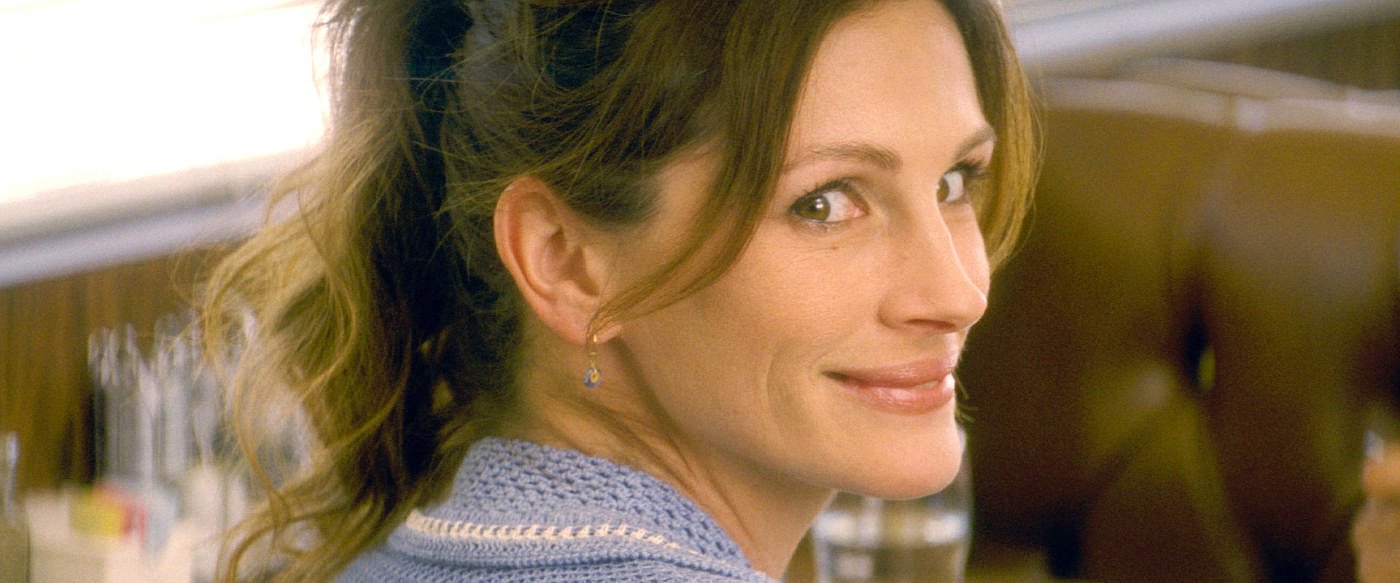 Julia Roberts stars as Mercedes Tainot in Universal Pictures' Larry Crowne (2011)