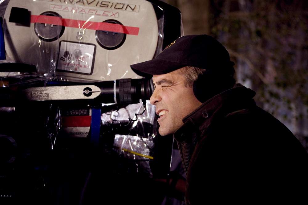 Director GEORGE CLOONEY on the set of Universal Pictures' Leatherheads (2008).