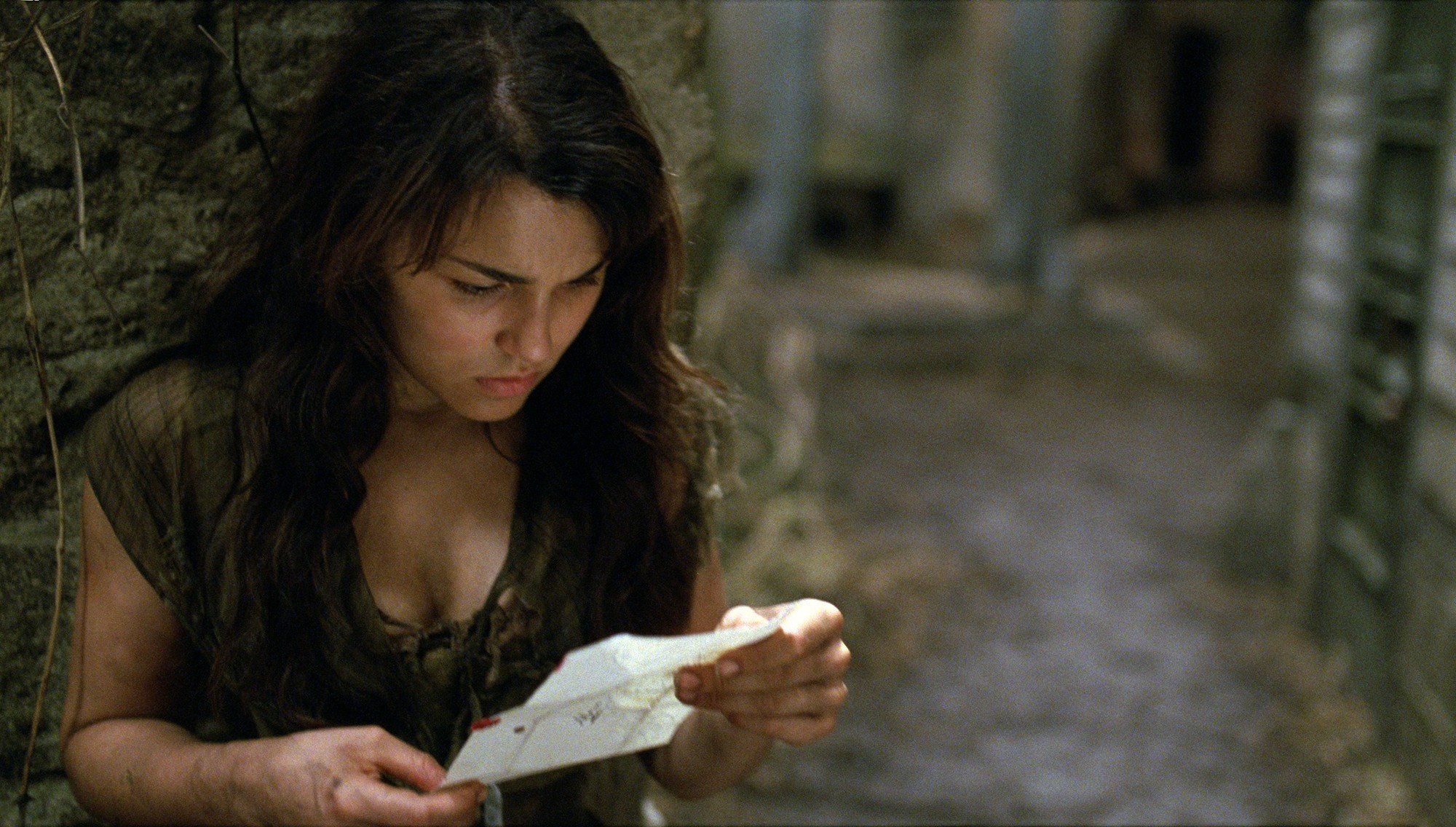 Samantha Barks stars as Eponine in Universal Pictures' Les Miserables (2012)