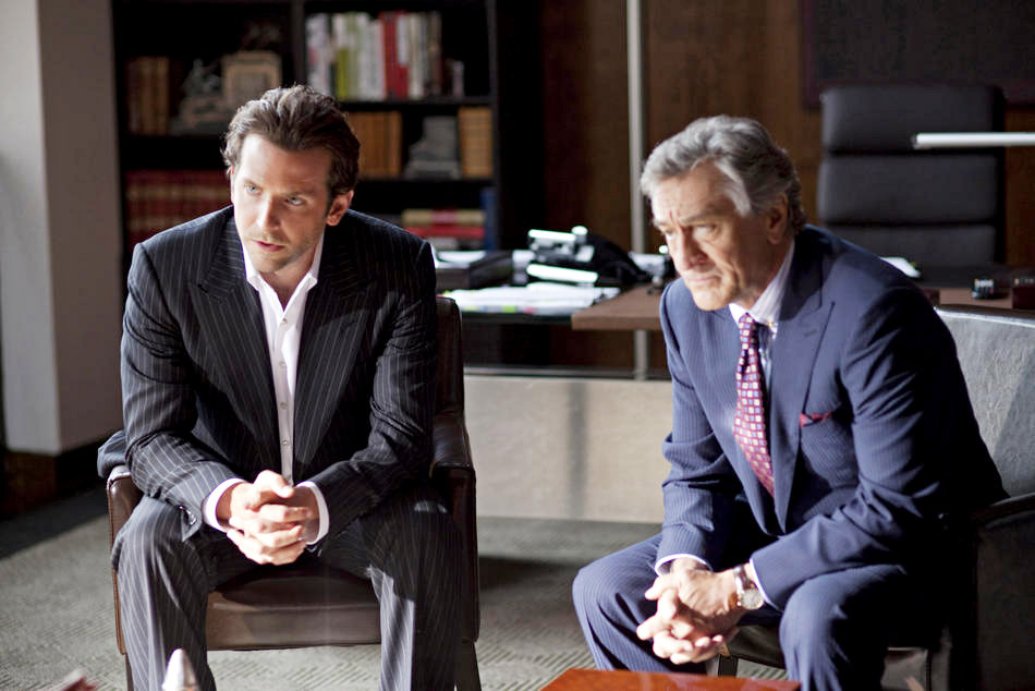 Bradley Cooper stars as Eddie Morra and Robert De Niro stars as Carl Van Loon in Relativity Media's Limitless (2011)