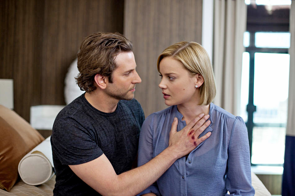 Bradley Cooper stars as Eddie Morra and Abbie Cornish stars as Lindy in Relativity Media's Limitless (2011)