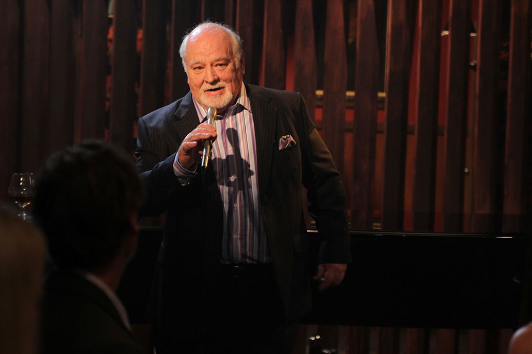 Brian Doyle-Murray stars as Earl Stein in Gravitas Ventures' Live at the Foxes Den (2013)