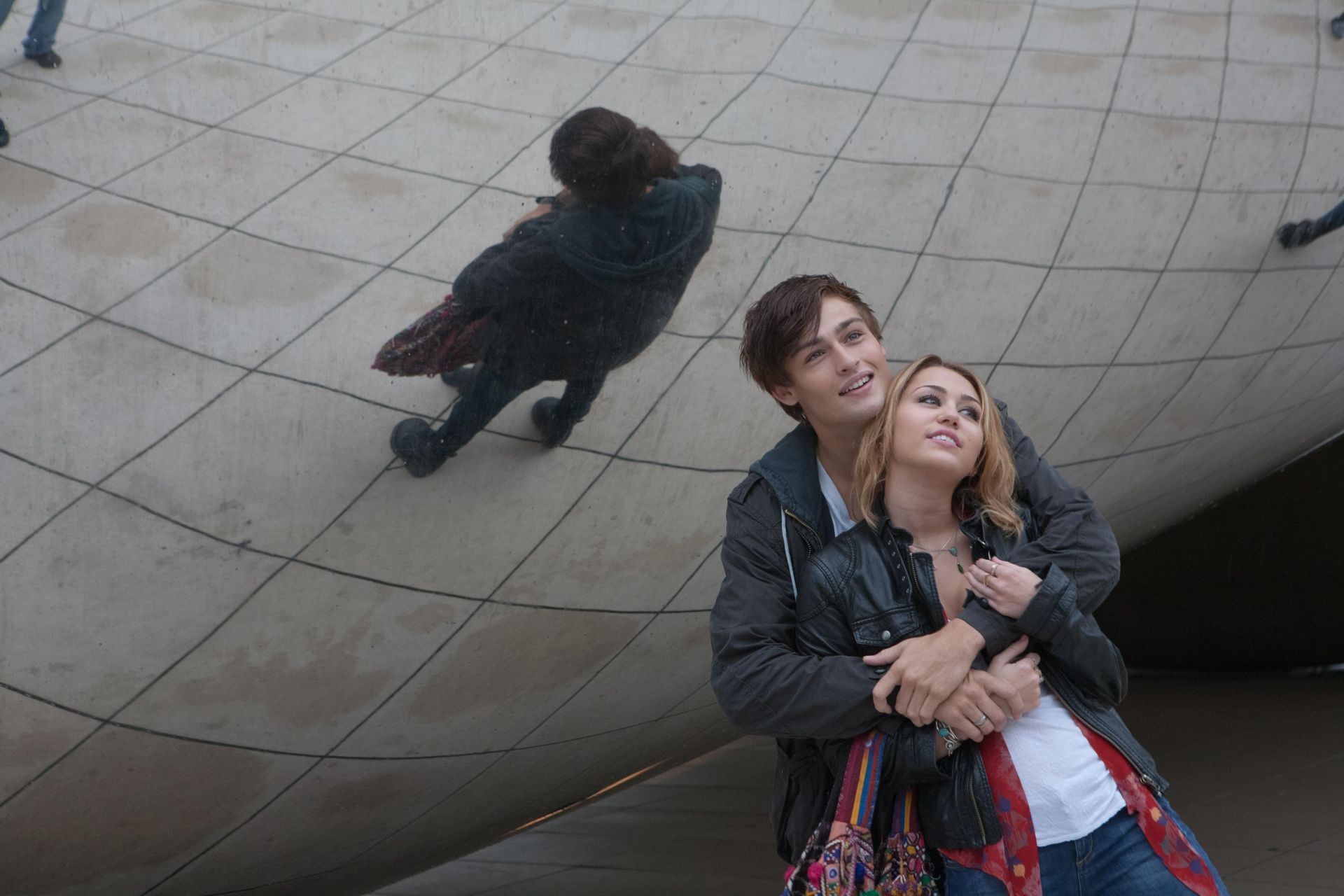 Douglas Booth stars as Kyle and Miley Cyrus stars as Lola in Lionsgate Films' LOL (2012)