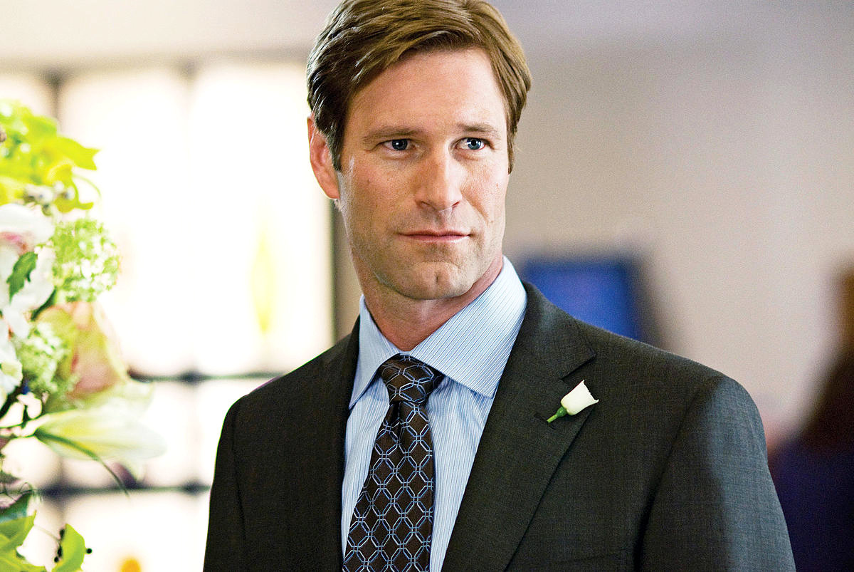 Love Happens Picture 14