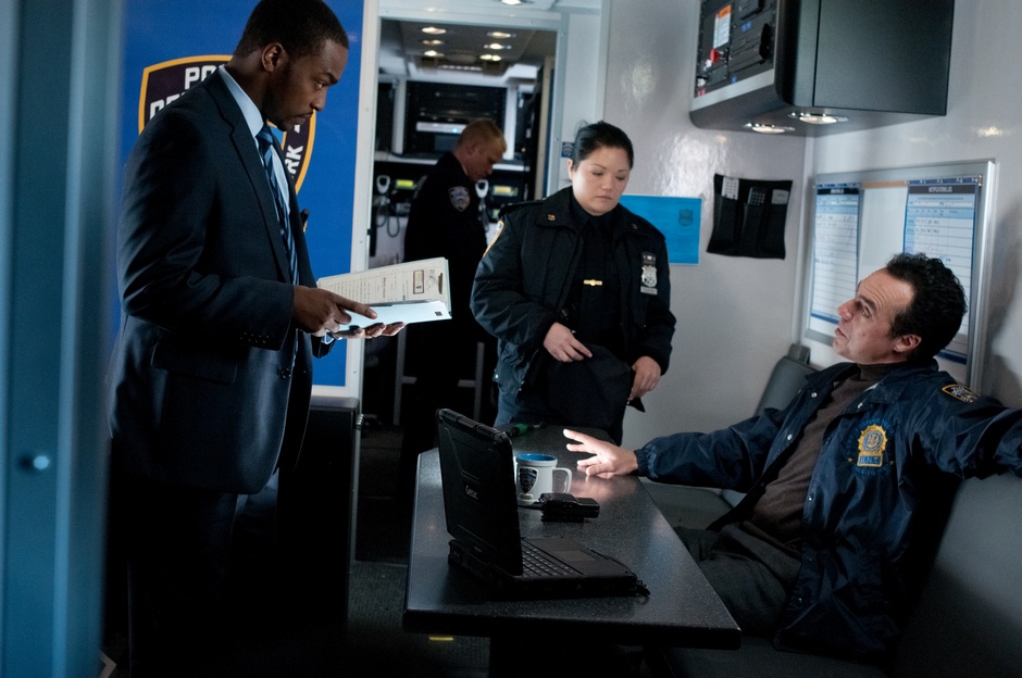 Anthony Mackie stars as Mike Ackerman and Titus Welliver stars as Dante Marcus in Summit Entertainment's Man on a Ledge (2012)