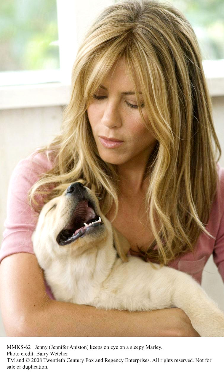 Jennifer Aniston stars as Jennifer Grogan in Fox 2000 Pictures' Marley & Me (2008). Photo credit by Barry Wetcher.