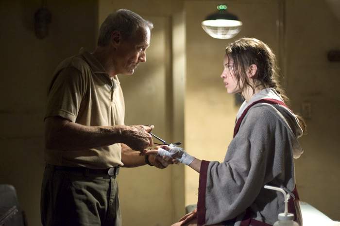 Clint Eastwood and Hilary Swank in Warner Bros.' Million Dollar Baby (2004)