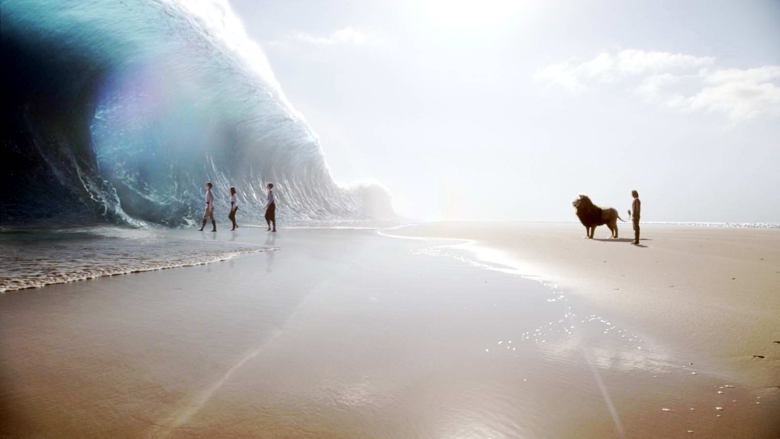 Georgie Henley, Skandar Keynes and Ben Barnes in Fox Walden's The Chronicles of Narnia: The Voyage of the Dawn Treader (2010)