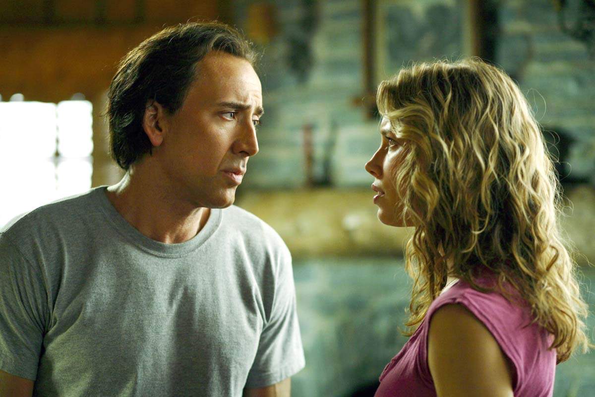 Nicolas Cage as Cris Johnson and Jessica Biel as Liz in Paramount Pictures' Next (2007)