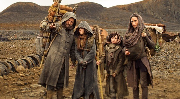 Russell Crowe, Gavin Casalegno, Nolan Gross and Jennifer Connelly in Paramount Pictures' Noah (2014)