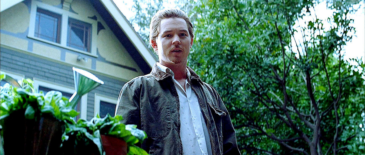 Shawn Hatosy stars as Thaddeus James in Freestyle Releasing's Nobel Son (2008)
