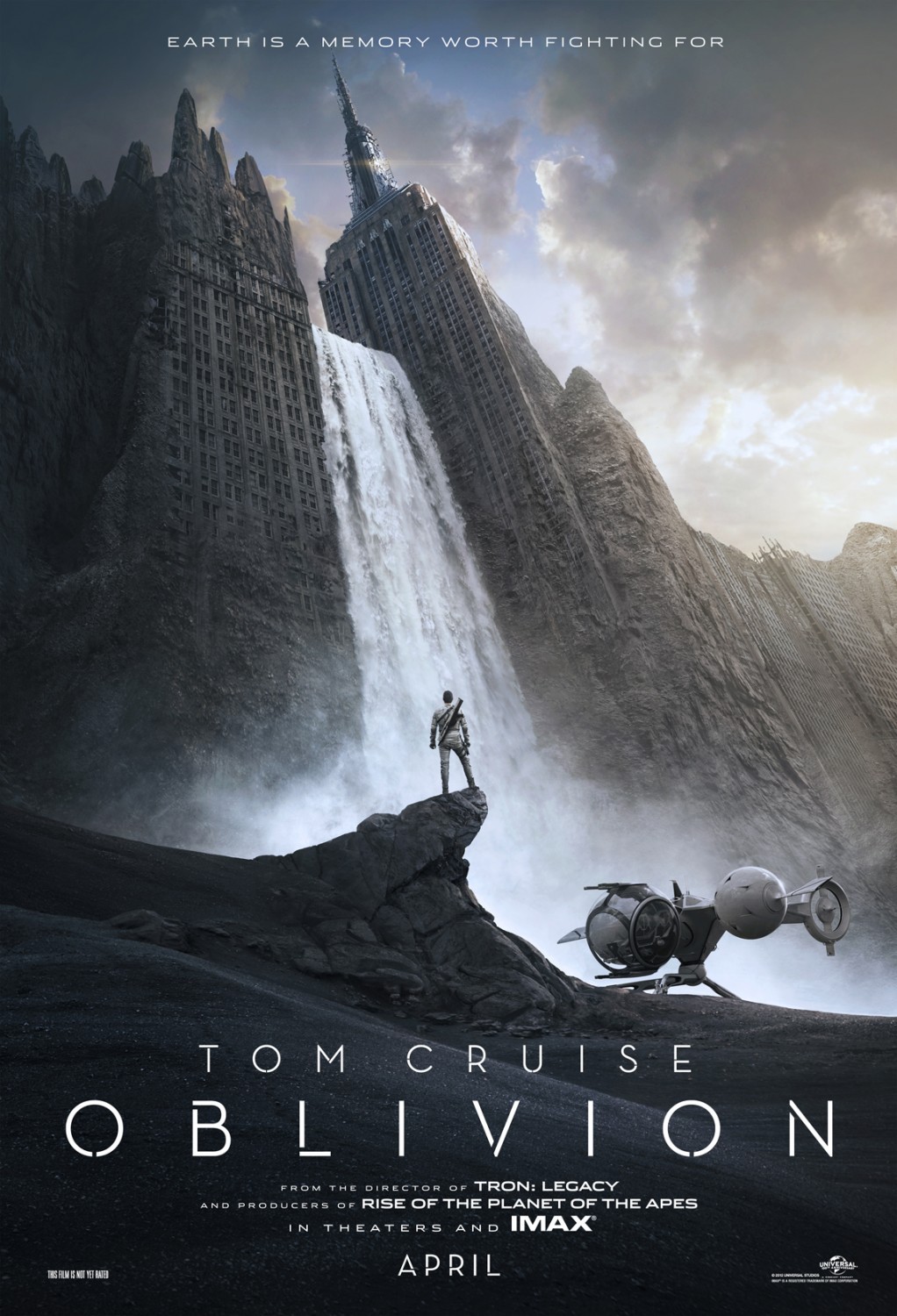 Poster of Universal Pictures' Oblivion (2013)
