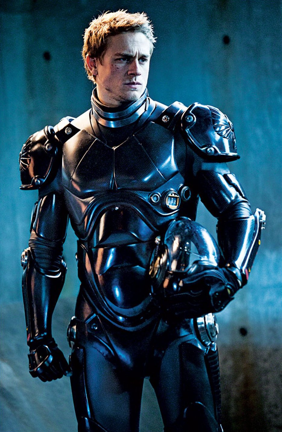 Charlie Hunnam stars as Raleigh Antrobus in Warner Bros. Pictures' Pacific Rim (2013)