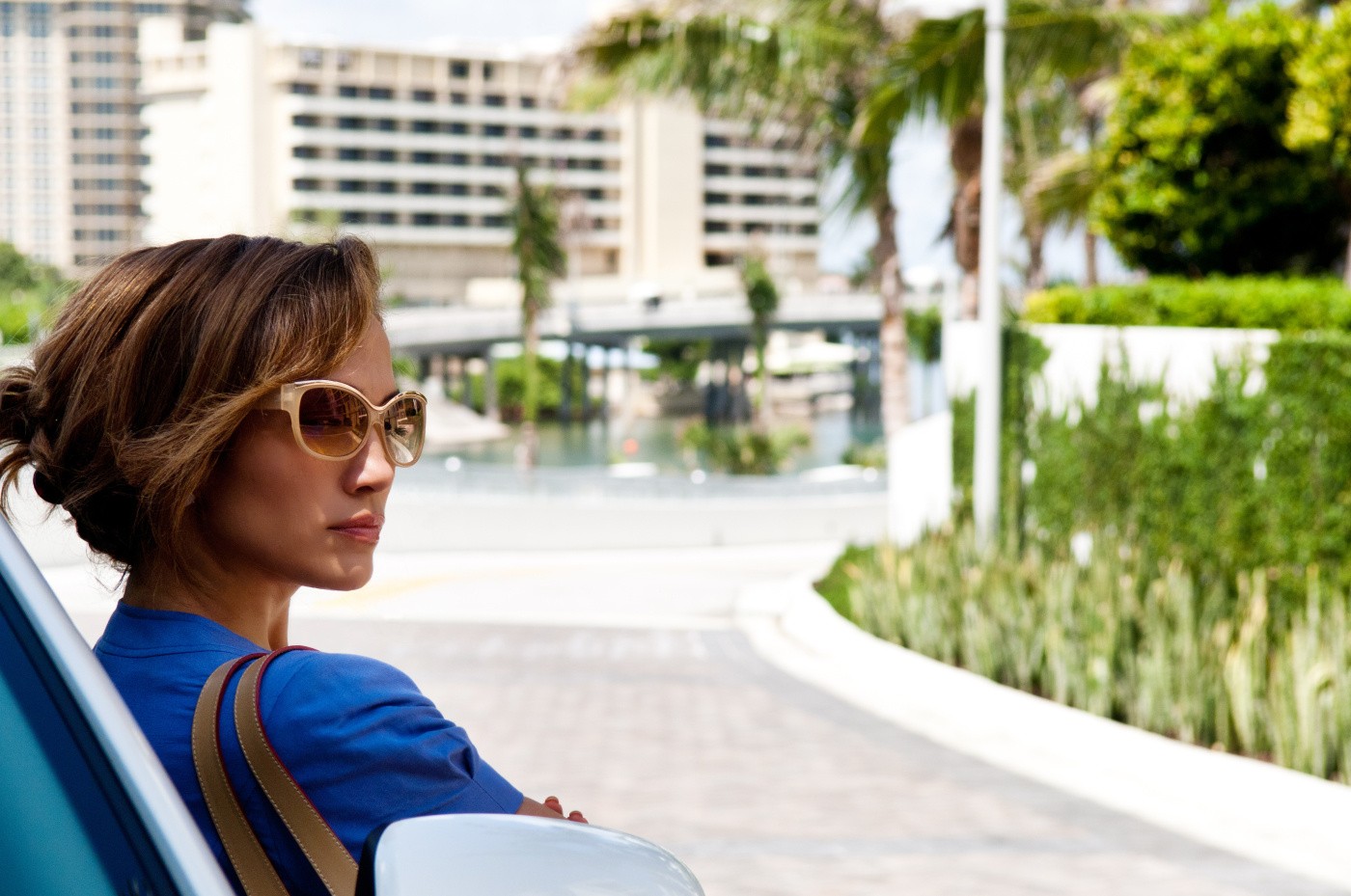 Jennifer Lopez stars as Leslie in FilmDistrict's Parker (2013)