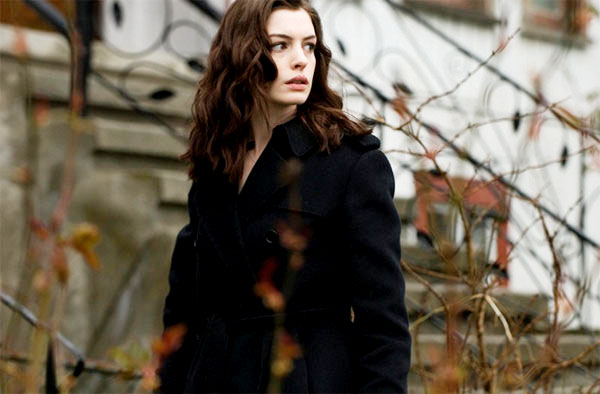 Anne Hathaway as Claire in Columbia Pictures' Passengers (2008)