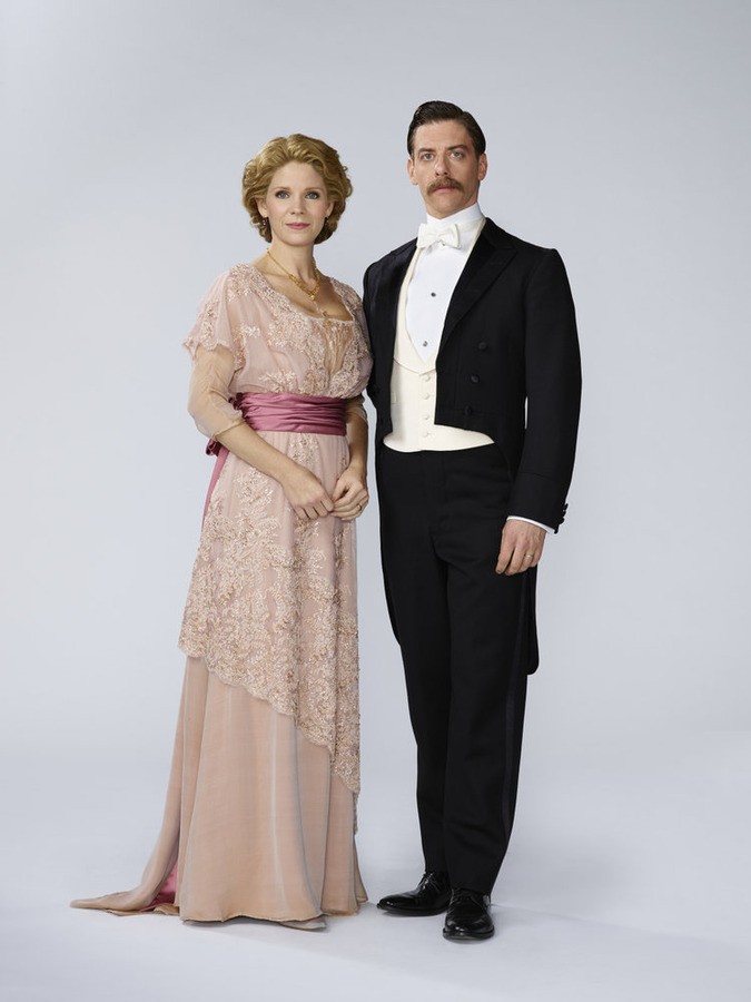 Kelli O'Hara stars as Mrs. Darling and Christian Borle stars as Mr. Darling in NBC's Peter Pan Live (2014)