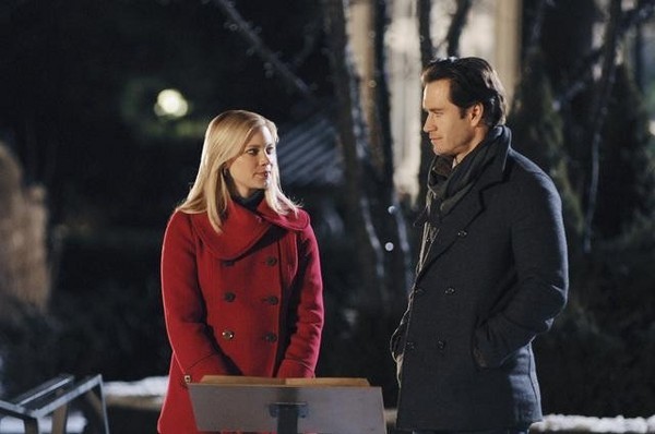 Amy Smart stars as Kate Stanton and Mark-Paul Gosselaar in ABC Family's 12 Dates of Christmas (2012)