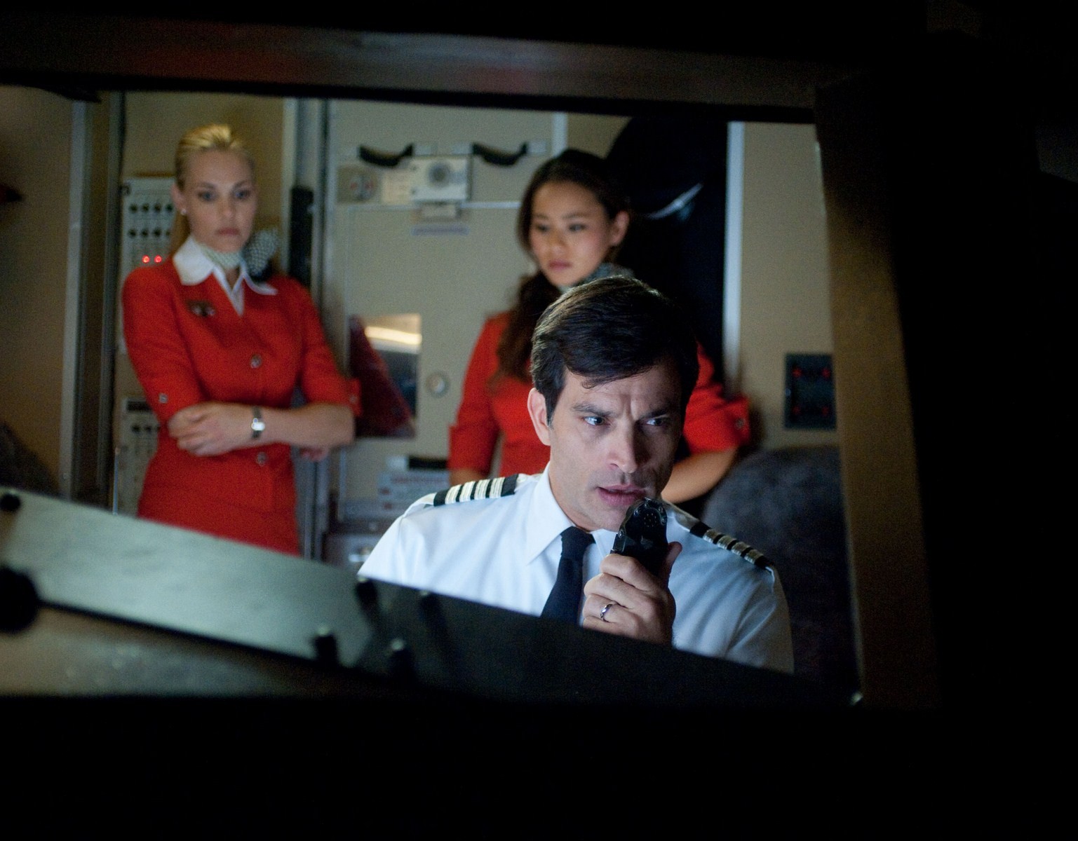 Leslie Bibb, Jamie Chung and Johnathon Schaech in CBS Films' Flight 7500 (2016)