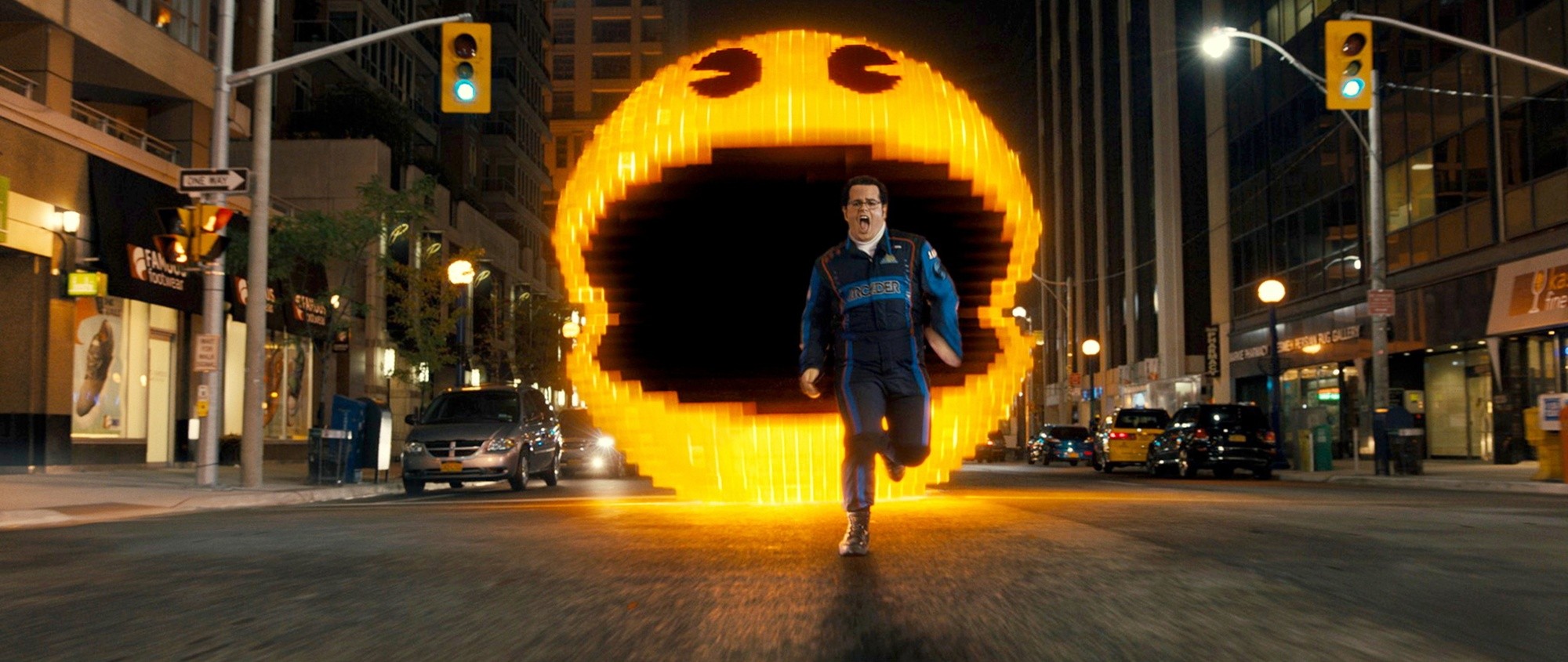 Josh Gad stars as Ludlow Lamonsoff in Columbia Pictures' Pixels (2015)