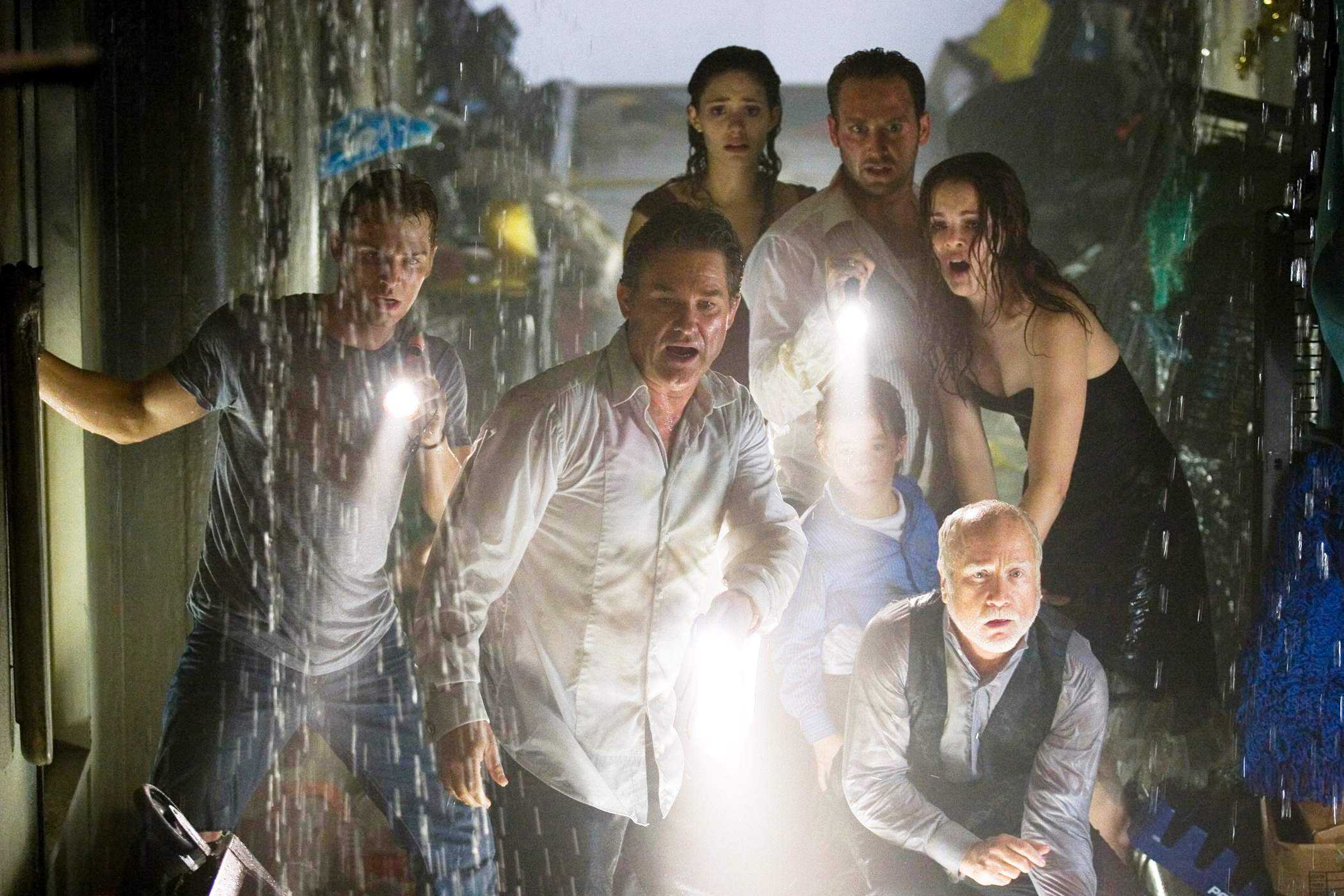 (L-R) MIKE VOGEL, KURT RUSSELL, EMMY ROSSUM, JOSH LUCAS, JACINDA BARRETT, JIMMY BENNETT and RICHARD DREYFUSS in Warner Bros' Poseidon (2006)