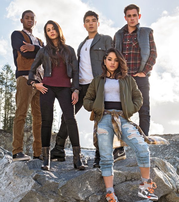 RJ Cyler, Becky G, Ludi Lin, Naomi Scott and Dacre Montgomery in Lionsgate Films' Power Rangers (2017)