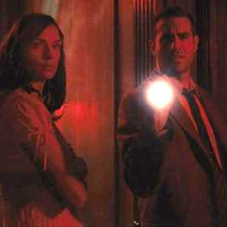 100 Feet Picture 7