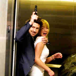Aidan Gillen stars as Miles Jackson and Ashley Scott stars as Molly Porter in Fox Atomic's 12 Rounds (2009)