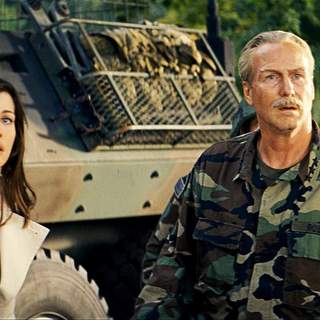 Liv Tyler as Betty Ross and William Hurt as Gen. Thaddeus Ross in Universal Pictures' The Incredible Hulk (2008)