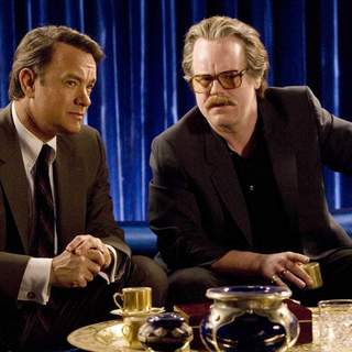 Tom Hanks and Philip Seymour Hoffman in Universal Pictures' Charlie Wilson's War (2007)
