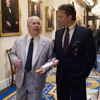 Charlie Wilson's War Picture 7