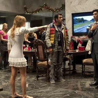 Very Harold & Kumar Christmas, A Picture 19