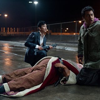 Very Harold & Kumar Christmas, A Picture 22