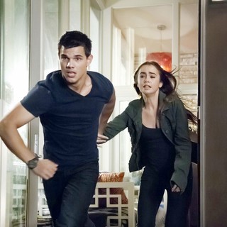 Abduction Picture 5