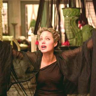 Angelina Jolie as Olympias in Oliver Stone' Alexander (2004)