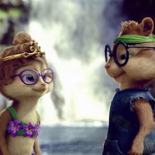 Alvin and the Chipmunks: Chip-Wrecked Picture 3