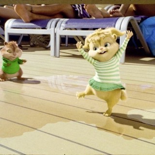 Alvin and the Chipmunks: Chip-Wrecked Picture 9