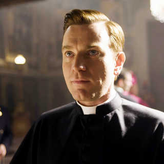 Angels & Demons Picture 35
