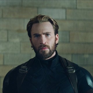Chris Evans stars as Steve Rogers/Captain America in Marvel Studios' Avengers: Infinity War (2018)