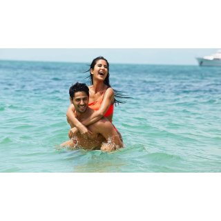 Baar Baar Dekho (2016)