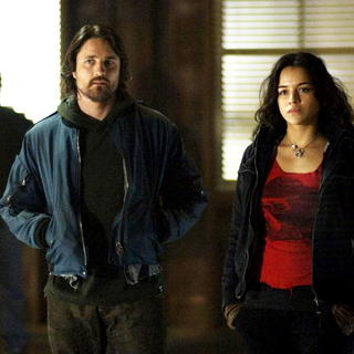 Martin Henderson stars as Jay and Michelle Rodriguez stars as Lou in Redwood Palms Pictures' Battle in Seattle (2008)