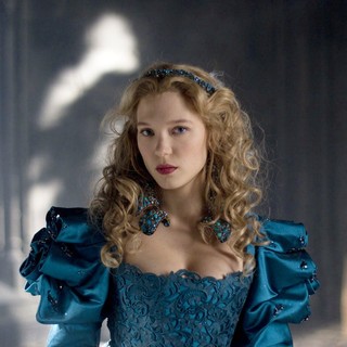 Lea Seydoux stars as Belle and Vincent Cassel stars as Prince in Shout! Factory's Beauty and the Beast (2016) Picture 3